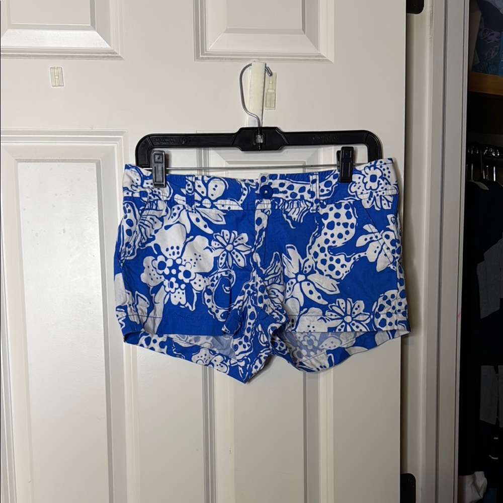 Lilly Pulitzer The Walsh Shorts in Deep Blue Sea Print